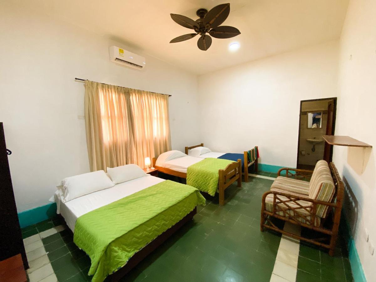 Mansion Bahia Manga Bed and Breakfast Cartagena Exteriör bild